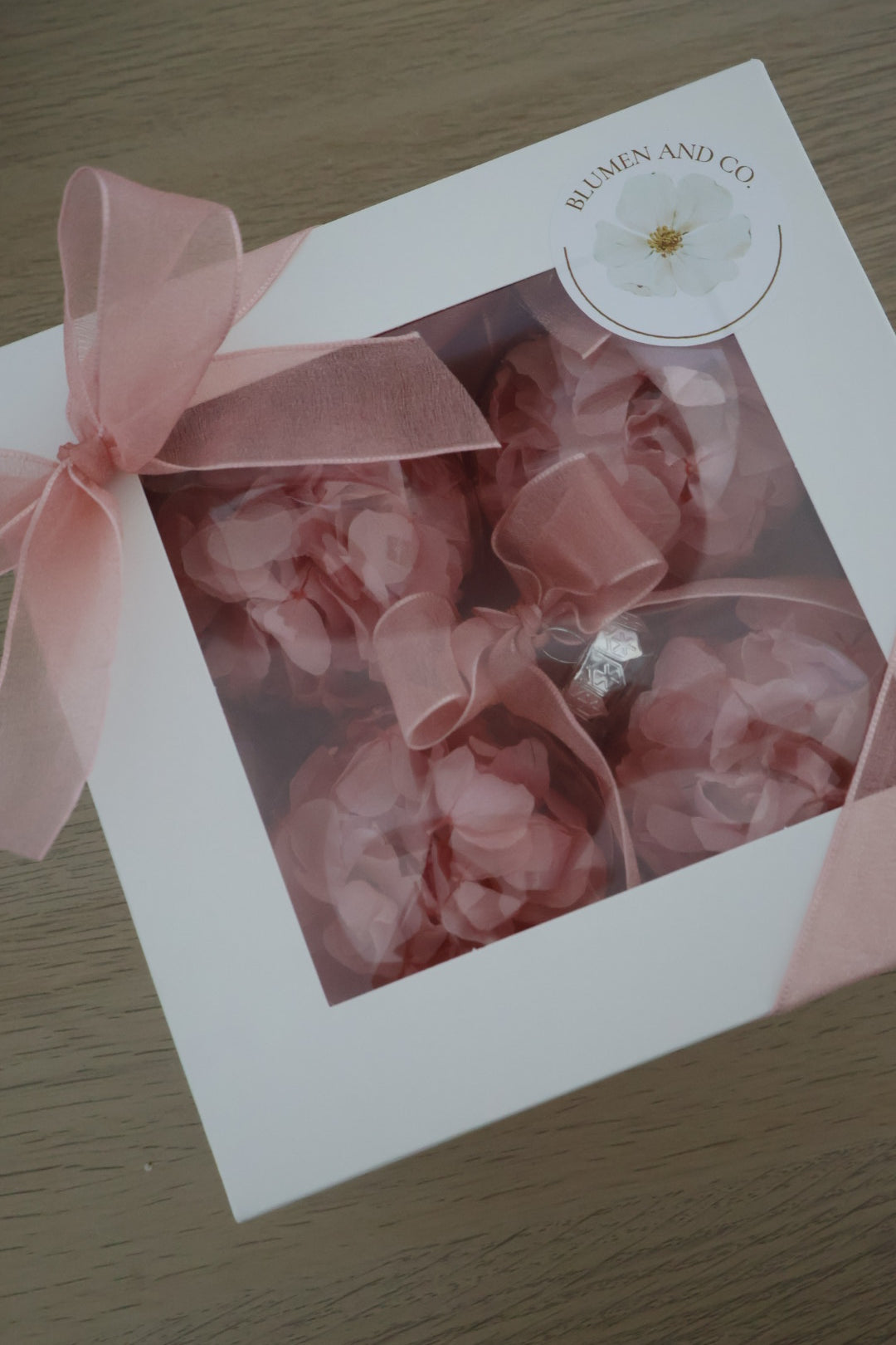 Dried flower Baubles (4pack)