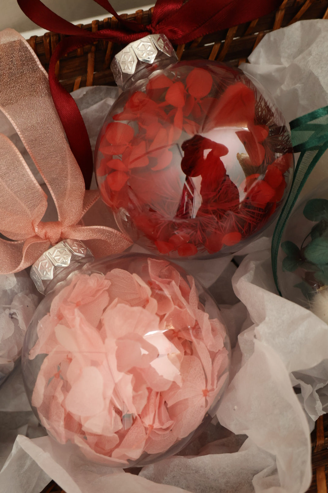 Dried flower Baubles (4pack)