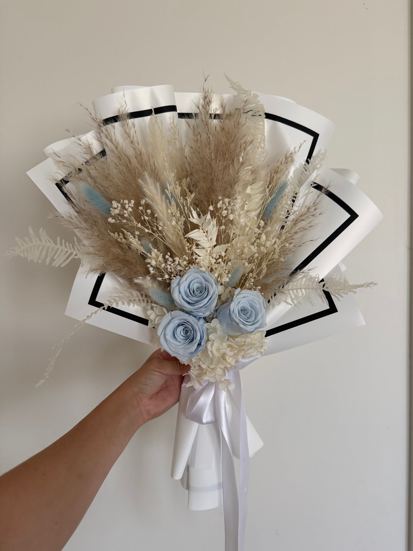 Blue rose Bouquet